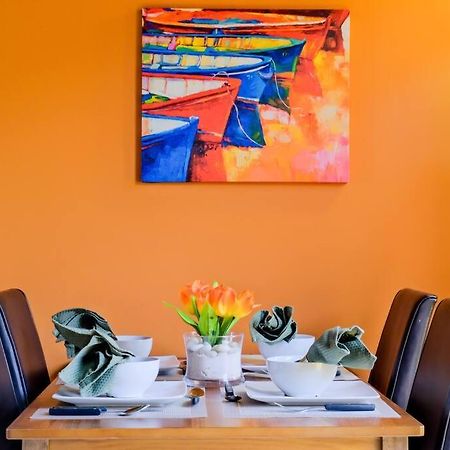 Iona'S Home: Vibrant 2Bedroom Home Near Виллемстад Экстерьер фото
